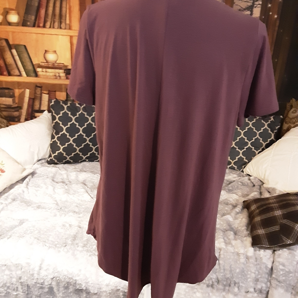 Ladies tunic - Picture 2 of 2